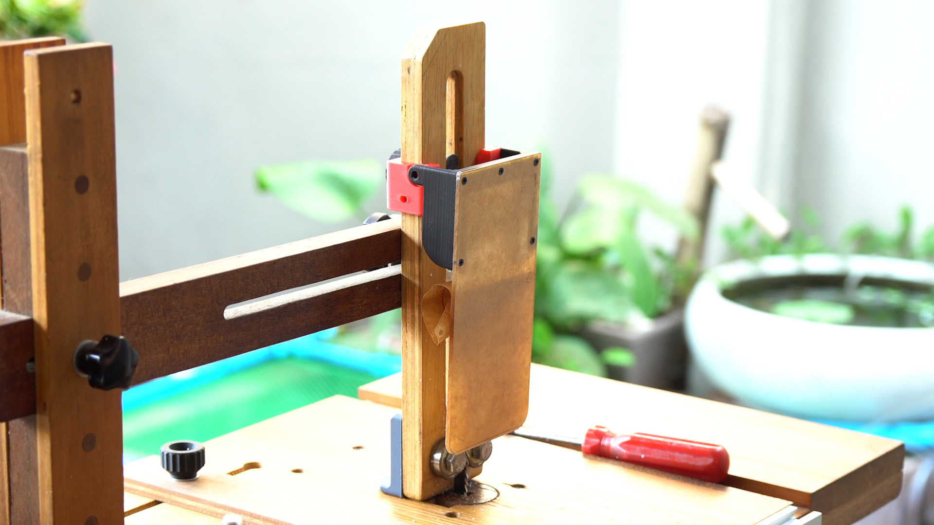 DIY Blade Guard for Homemade Jigsaw Table: How to Make Your Own with 3D ...