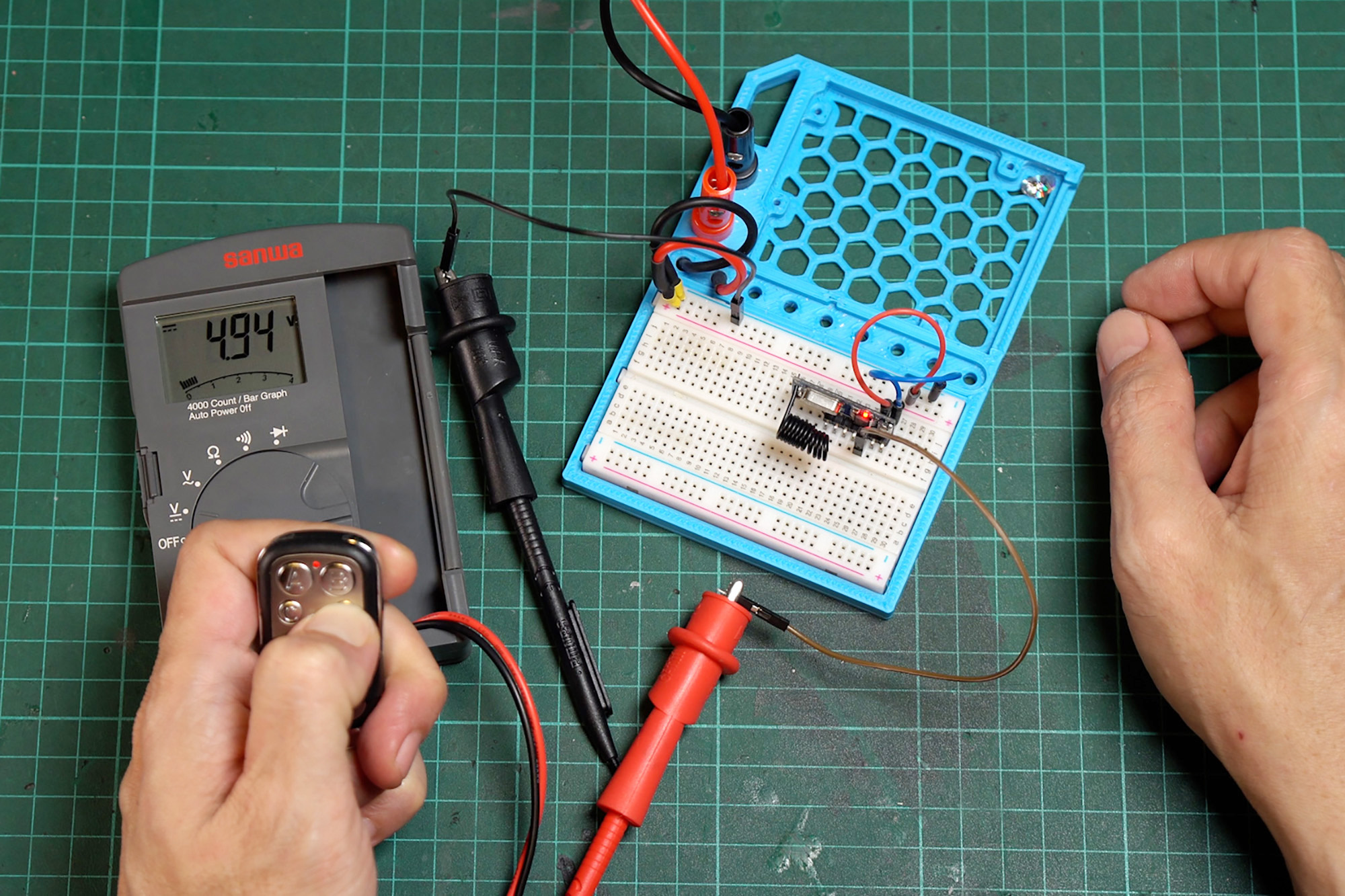 DIY ESPHome Smart Outlet with RF Remote Control - Simply Maker